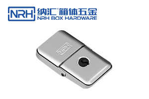 工具箱廂扣的厚度是多少？